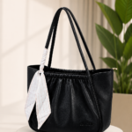 AURA TOTE – Classic Black